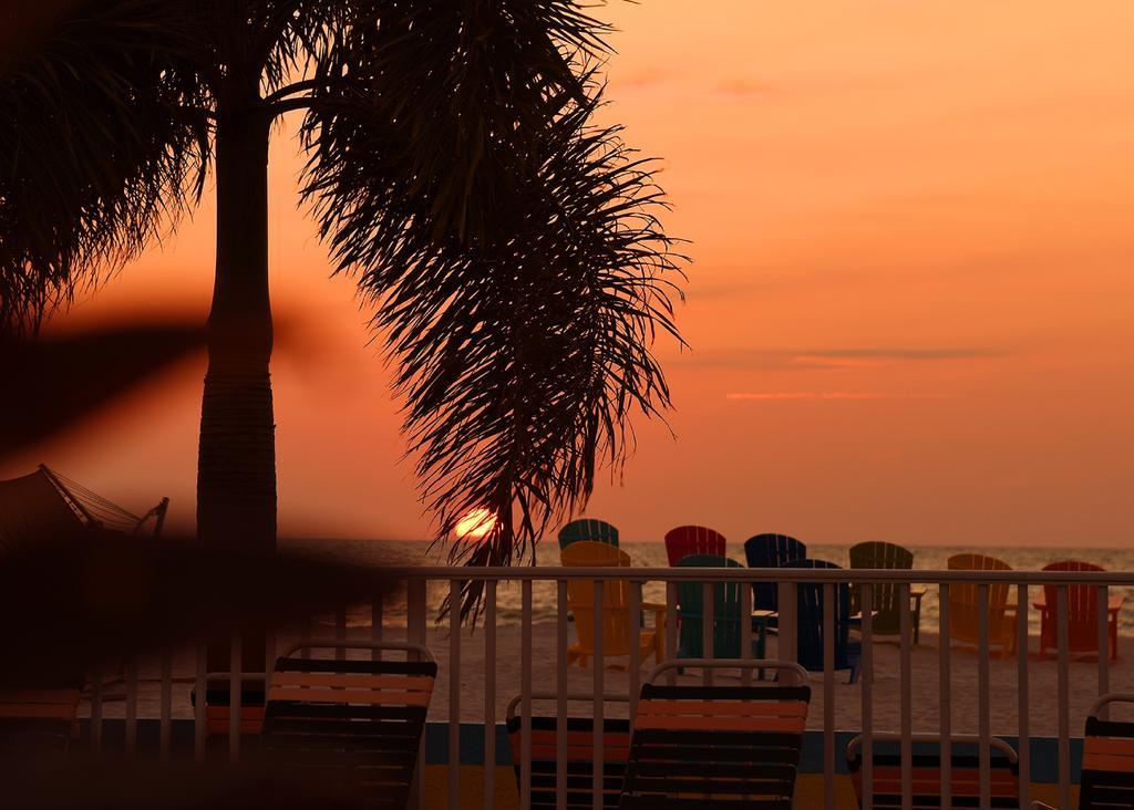 Plaza Beach Hotel - Beachfront Resort St. Pete Beach Extérieur photo