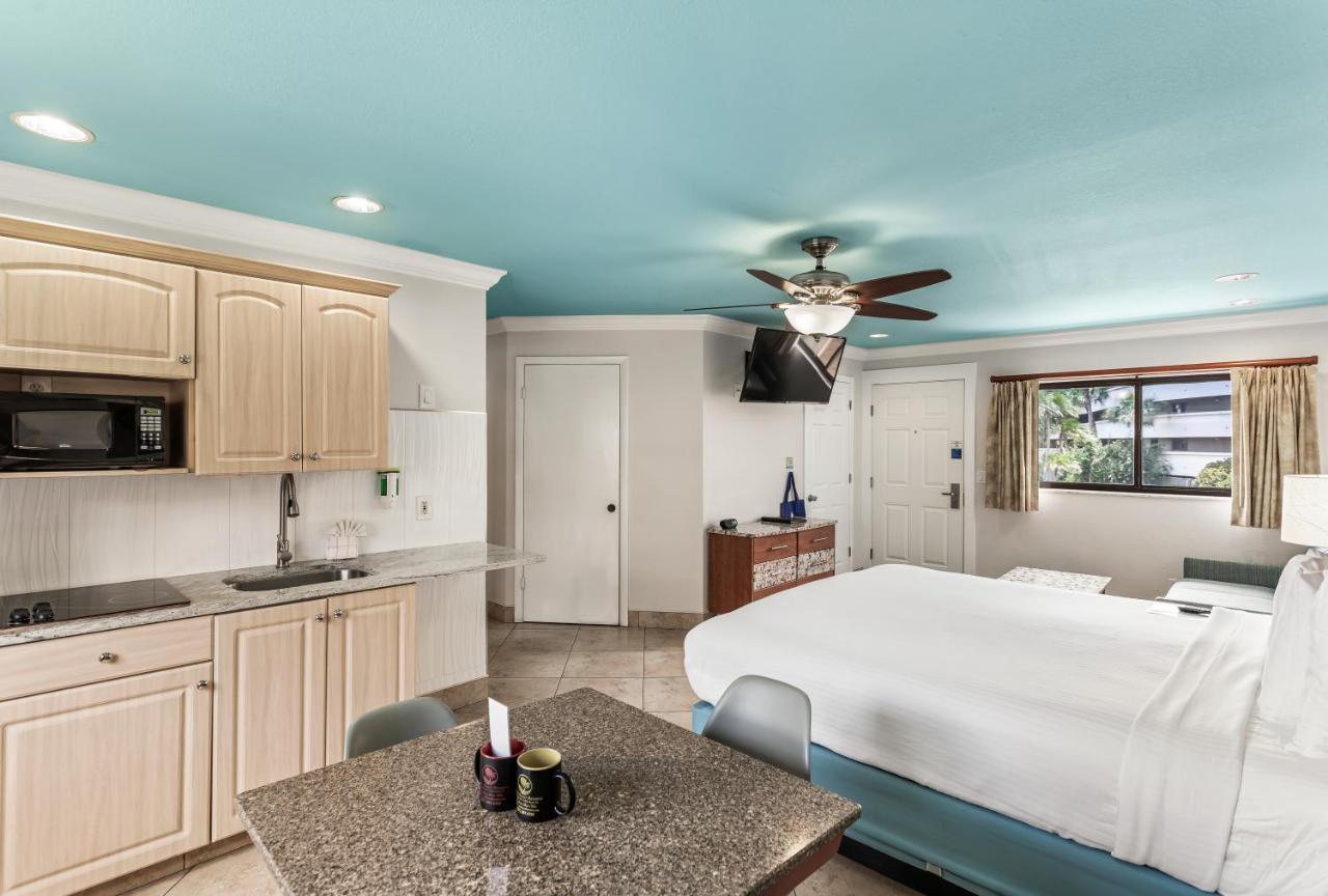 Plaza Beach Hotel - Beachfront Resort St. Pete Beach Extérieur photo